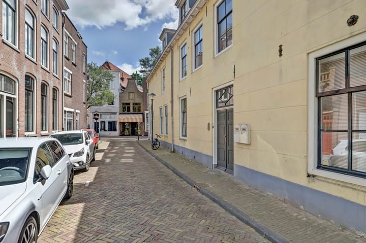 Photo 31 of Zusterstraat 3