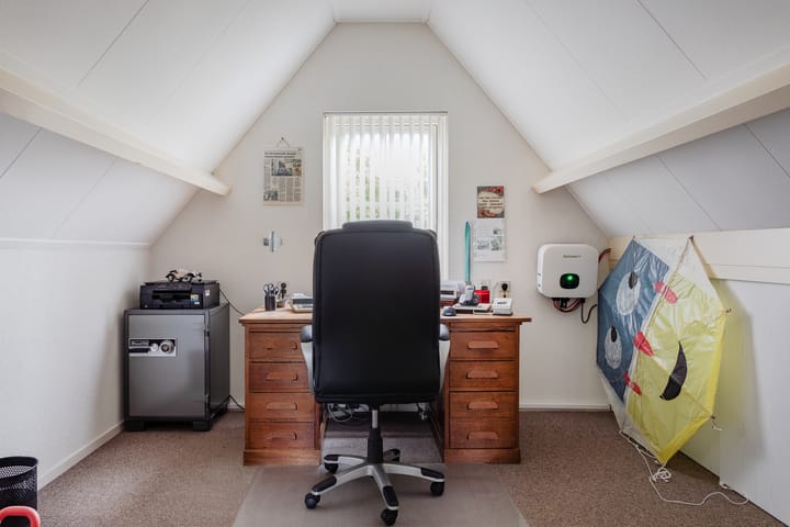 Photo 13 of Dokter Poolstraat 17