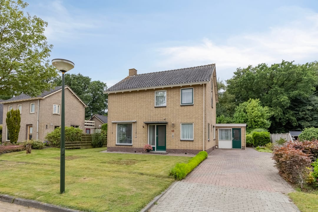 Photo 2 of Stegingaweg 13