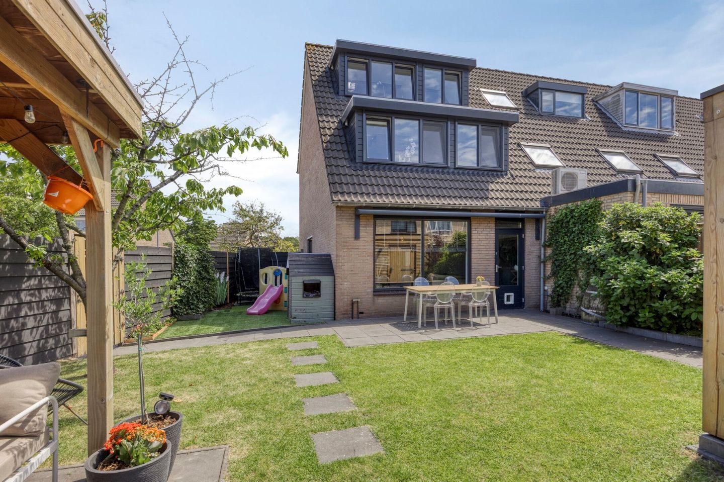 Foto 5 van Starduststraat 1