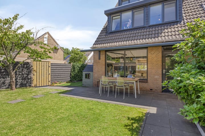 Photo 40 of Starduststraat 1