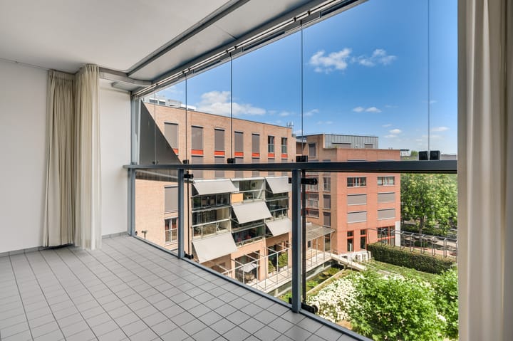 Foto 11 van Bellefroidlunet 5-E