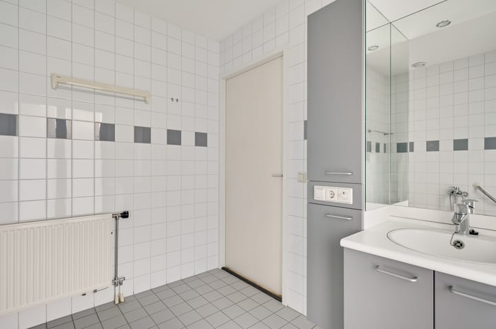 Foto 15 van Bellefroidlunet 5-E