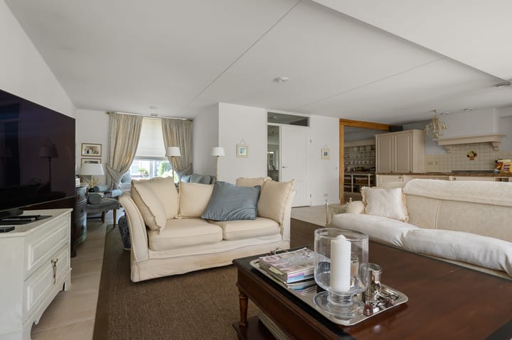 Photo 7 of Paardenakker 25