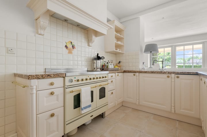 Photo 11 of Paardenakker 25