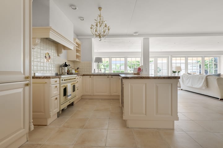 Photo 13 of Paardenakker 25