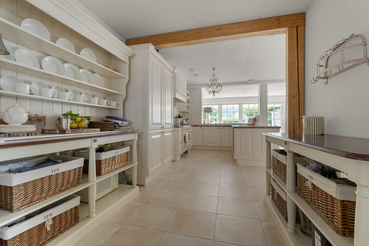 Photo 16 of Paardenakker 25