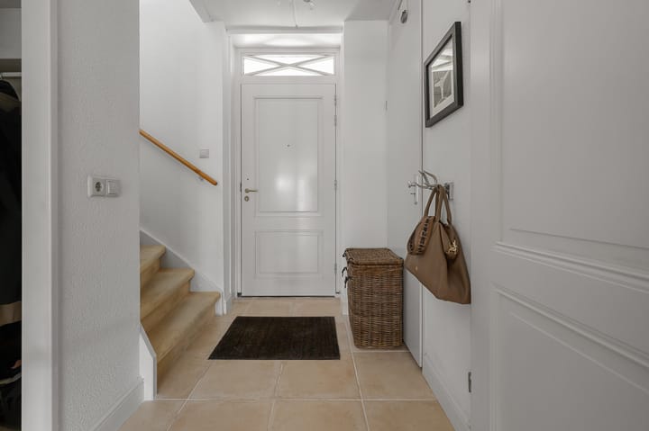 Photo 19 of Paardenakker 25