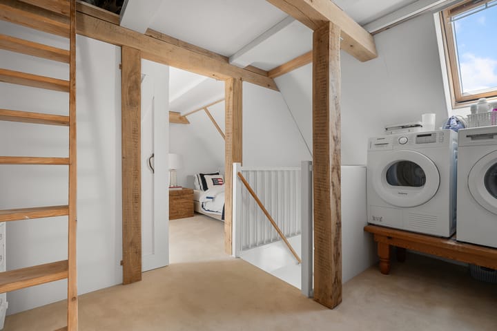 Photo 38 of Paardenakker 25