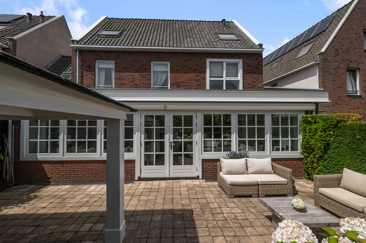 Photo 40 of Paardenakker 25