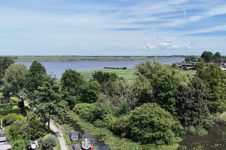 Photo 51 of Paardenakker 25