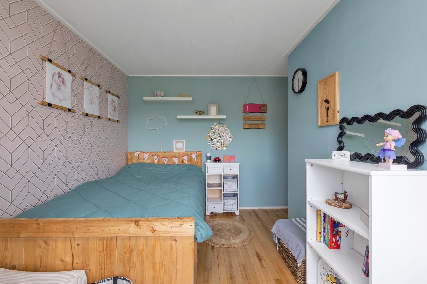 Photo 19 of Julianastraat 65