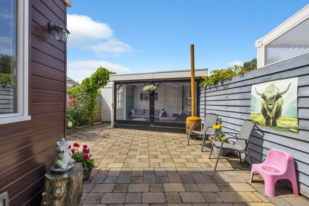 Photo 26 of Julianastraat 65