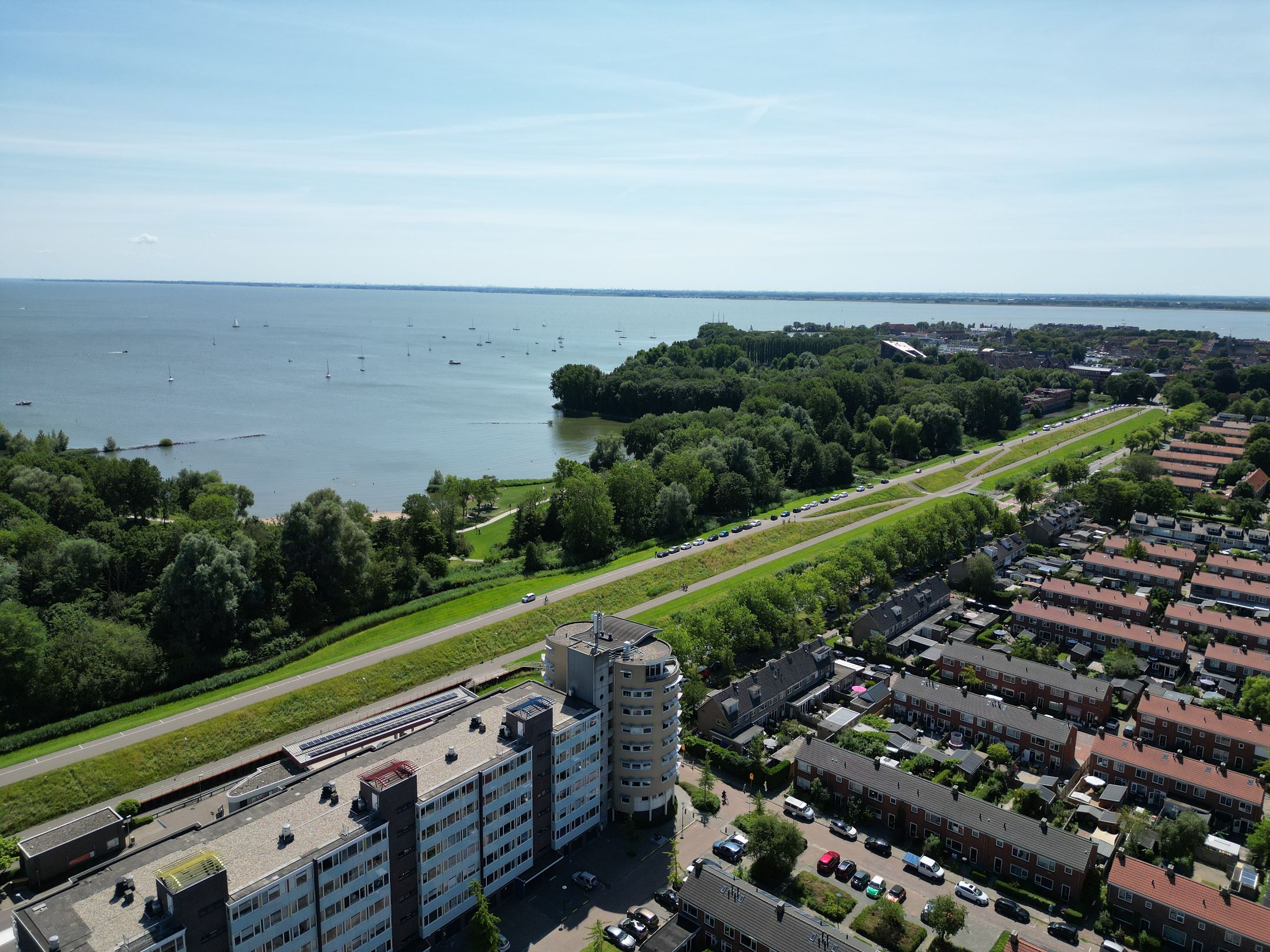 Photo 3 of Frederik Hendrikstraat 48