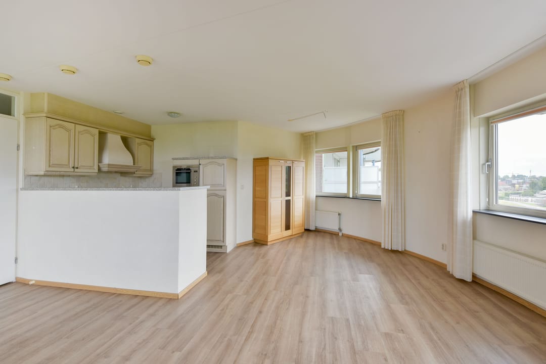 Photo 8 of Frederik Hendrikstraat 48