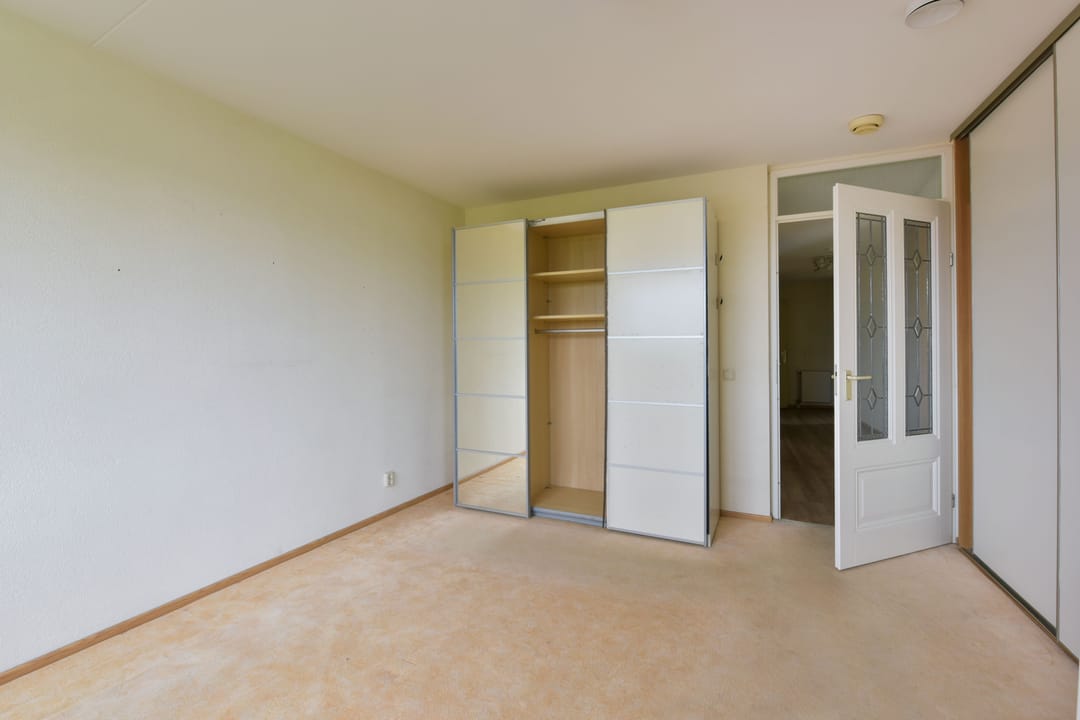 Photo 13 of Frederik Hendrikstraat 48