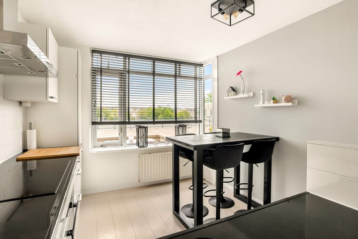 Foto 26 van Ster Bastion 18