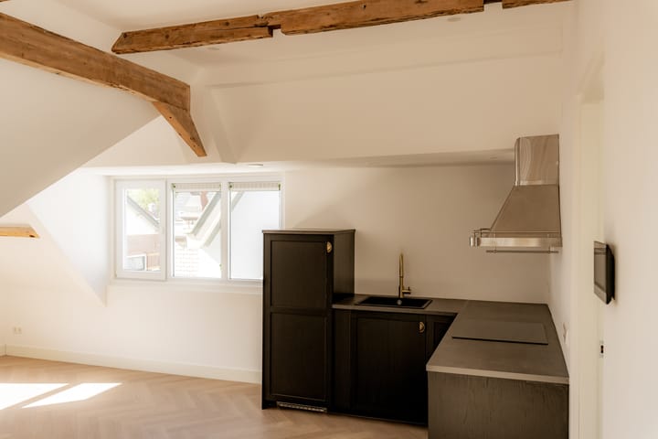 Photo 10 of Brinkstraat 30-B