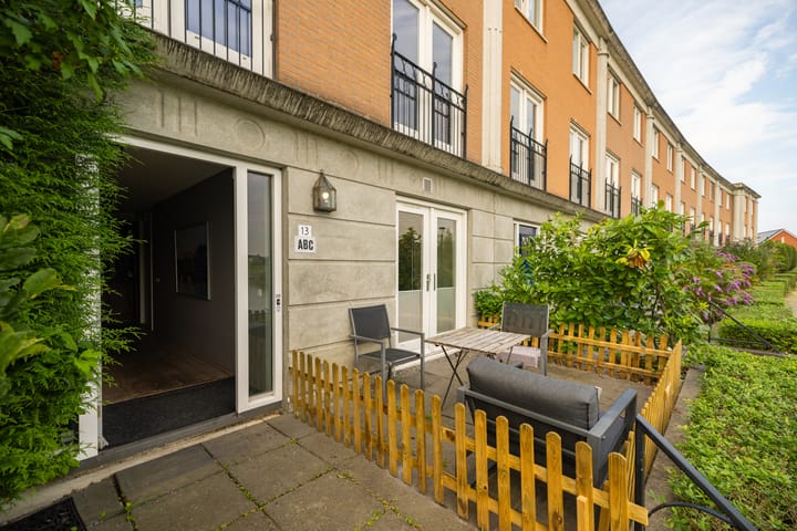 Foto 3 van Rimpelmos 13-C