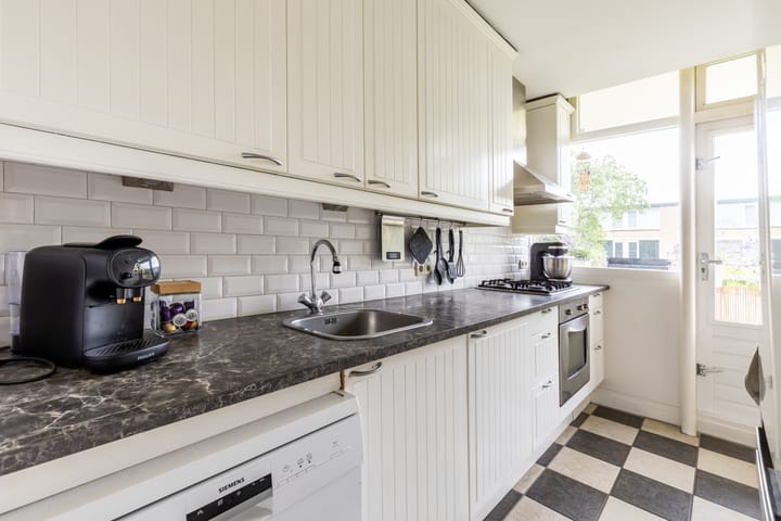 Foto 3 van Van Anrooystraat 147