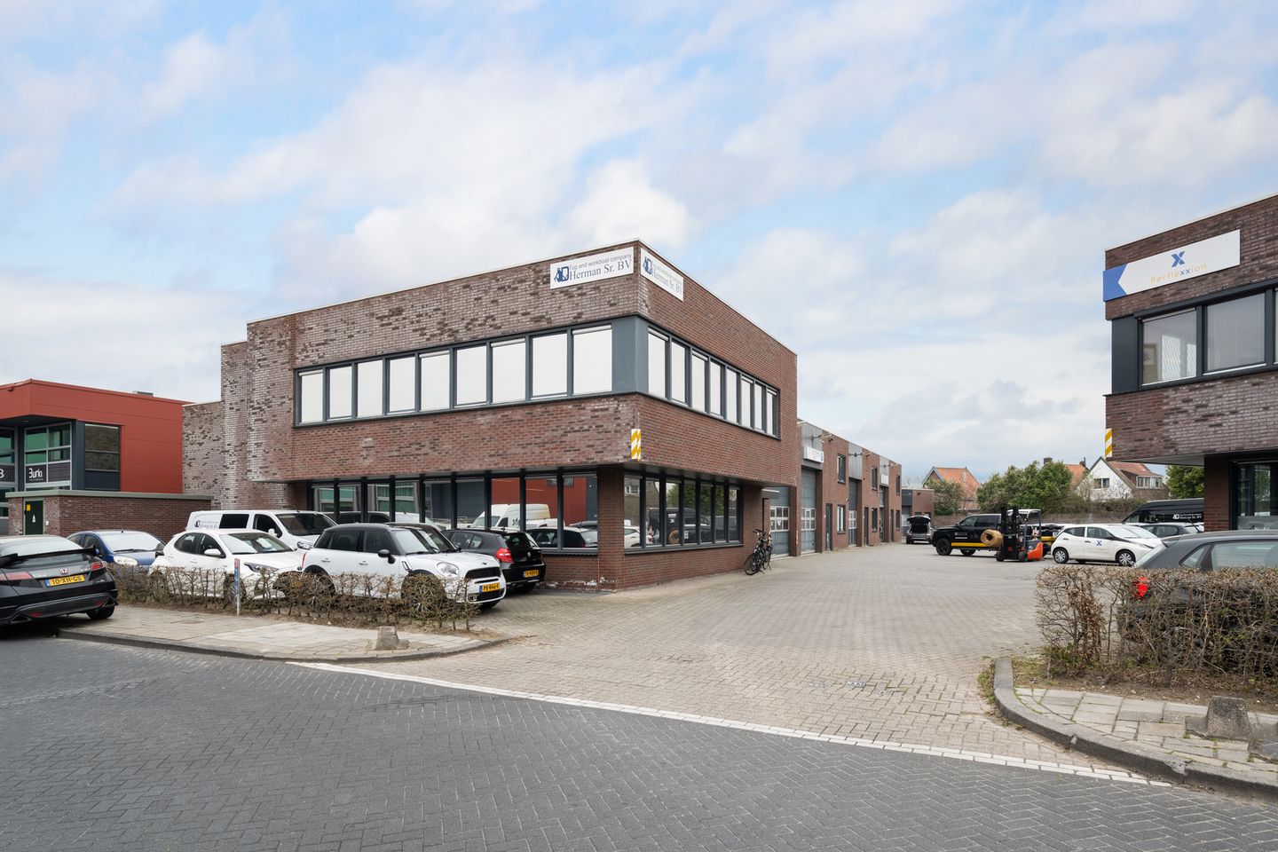 View photo 1 of Ebweg 56