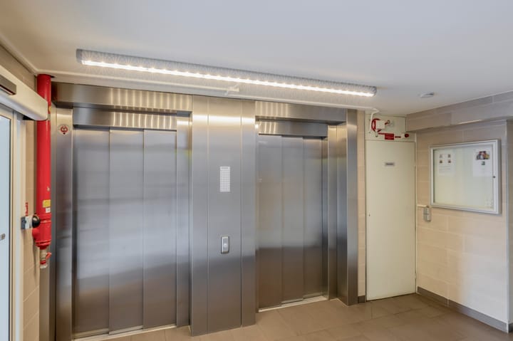 Photo 11 of Akeleistraat 30-C