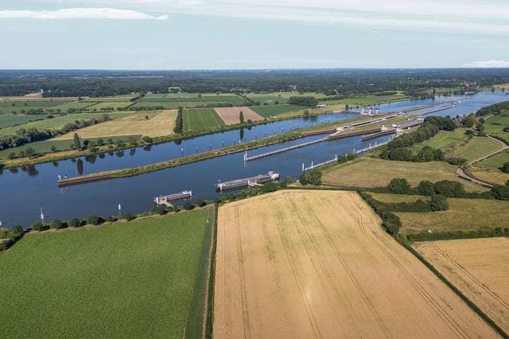 Photo 74 of Grotestraat 24