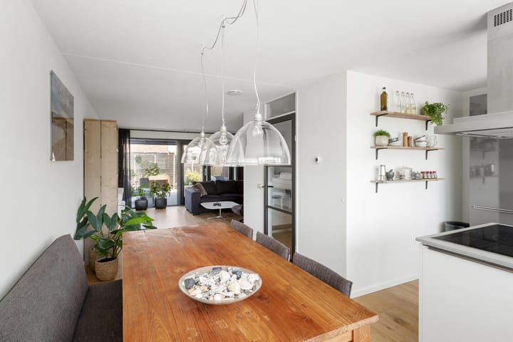 Foto 22 van Willem Hedastraat 181