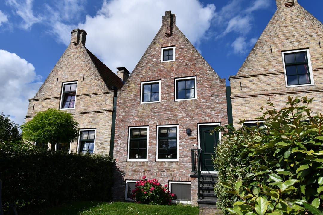 Foto 1 van Riezenweg 1-C