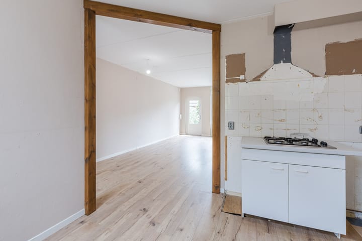 Photo 8 of Schrassertstraat 38