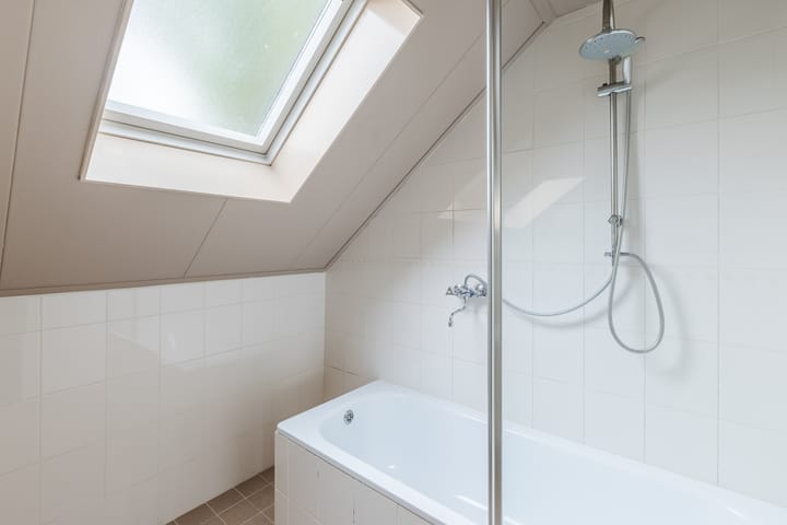 Photo 20 of Schrassertstraat 38