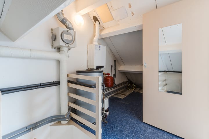 Photo 24 of Schrassertstraat 38