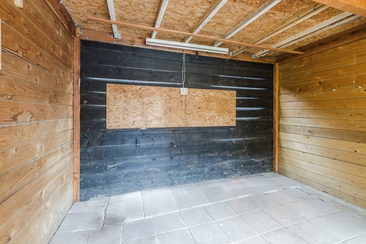 Photo 32 of Schrassertstraat 38