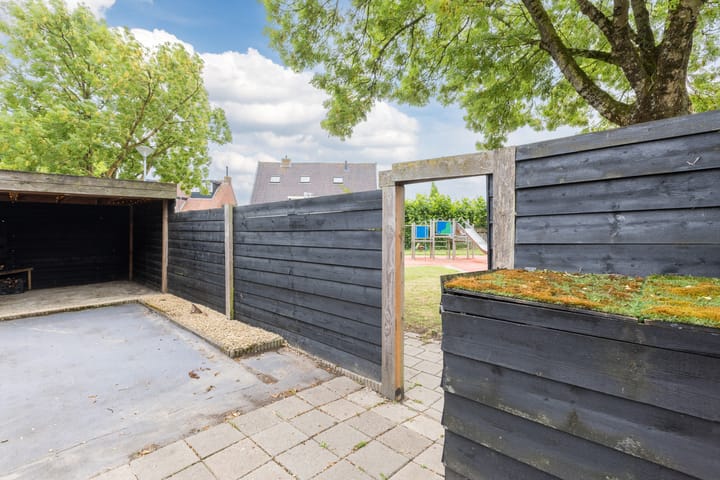 Photo 34 of Schrassertstraat 38