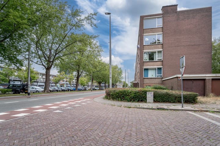 Photo 7 of Lange Wal 28-4