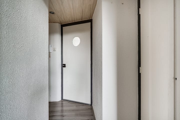 Photo 15 of Lange Wal 28-4