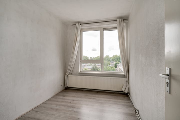 Photo 22 of Lange Wal 28-4