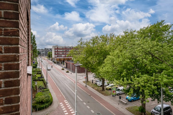 Photo 35 of Lange Wal 28-4