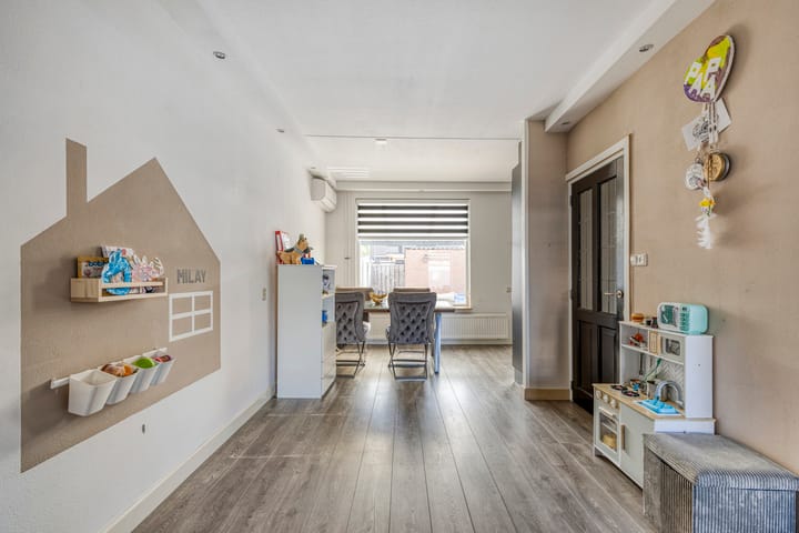 Photo 9 of Garnalenstraat 6