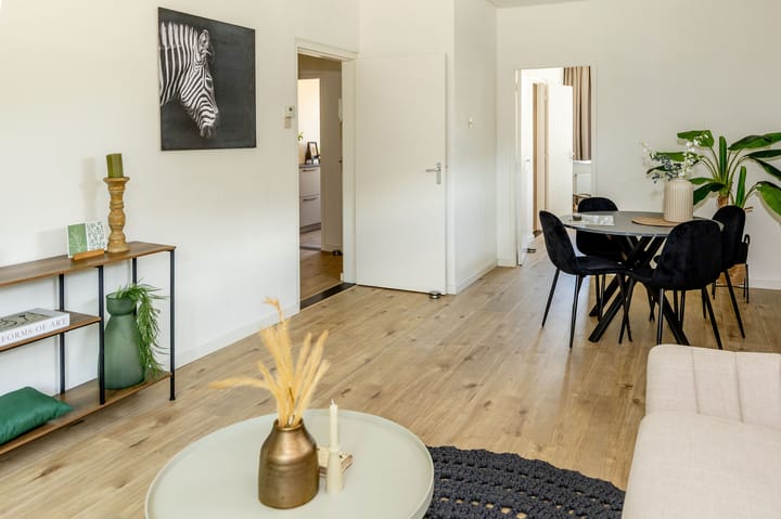 Foto 6 van Planetenstraat 1