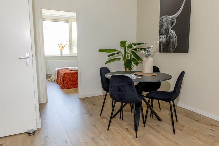 Foto 9 van Planetenstraat 1