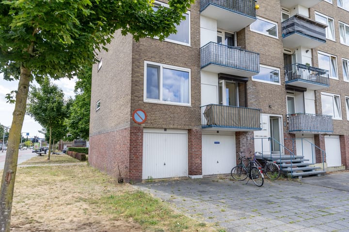 Foto 27 van Planetenstraat 1