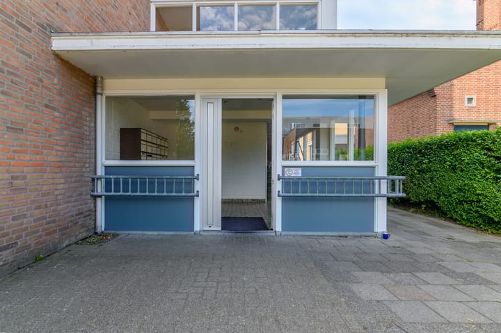 Photo 9 of Coehoorn van Scheltingaweg 52