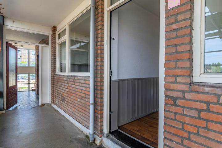 Photo 14 of Coehoorn van Scheltingaweg 52