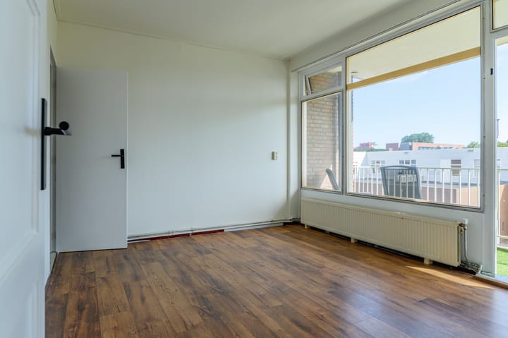 Photo 21 of Coehoorn van Scheltingaweg 52