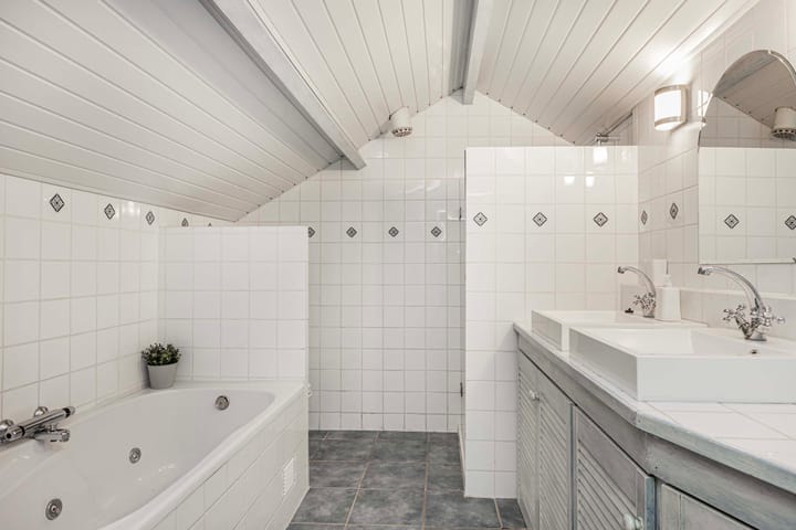 Foto 21 van Haarboerhorst 13