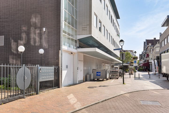 Photo 9 of Bussumerstraat 173