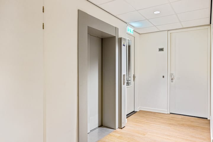 Photo 10 of Bussumerstraat 173