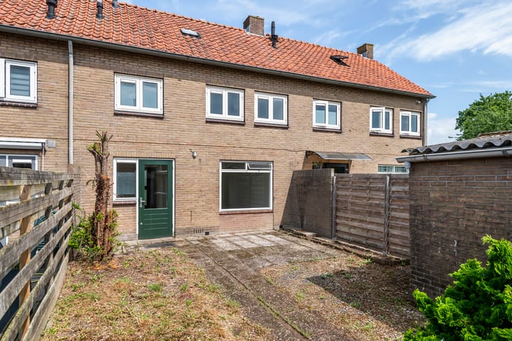 Photo 8 of Buitenweg 26