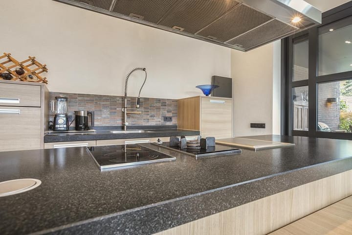 Foto 24 van Loevestraat 45